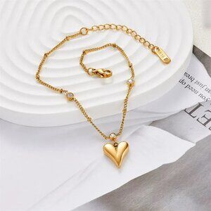18K Gold Plated Heart Charm Chain Bracelet – Dainty & Elegant Zircon Accents